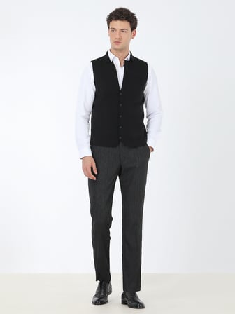 Siyah Regular Fit Casual Örme Triko Yelek