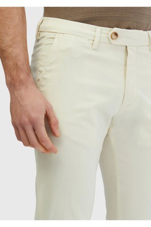 Ekru Düz Dokuma Regular Fit Casual Pantolon