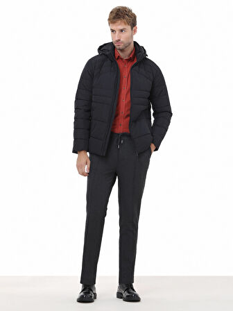 Siyah Regular Fit Kapüşonlu Casual Dokuma Mont