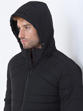 Siyah Regular Fit Kapüşonlu Casual Dokuma Mont