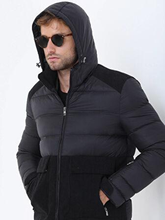 Siyah Regular Fit Kapüşonlu Casual Dokuma Mont