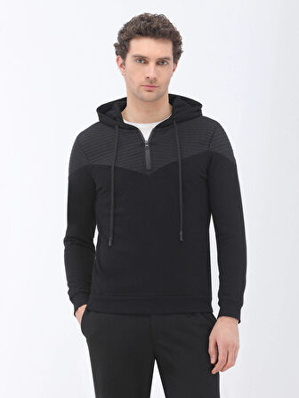 Siyah Kapüşonlu Sweatshırt
