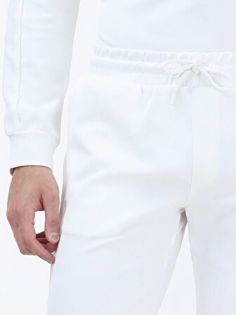 Ekru Düz Örme Jogging Fit Spor Bermuda