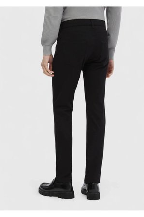 Siyah Düz Örme Slim Fit Casual Pantolon