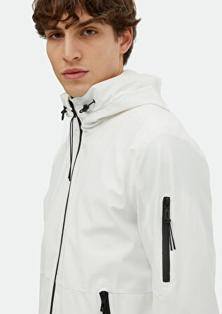 Beyaz Regular Fit Kapüşonlu Casual Dokuma Mont
