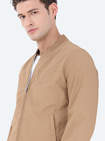 Deve Tüyü Regular Fit Dik Yaka Casual Dokuma Mont