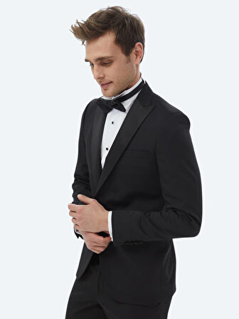 Siyah Düz Slim Fit Çıkarılabilir Kruvaze Yaka Dokuma Smokin Takım Elbise