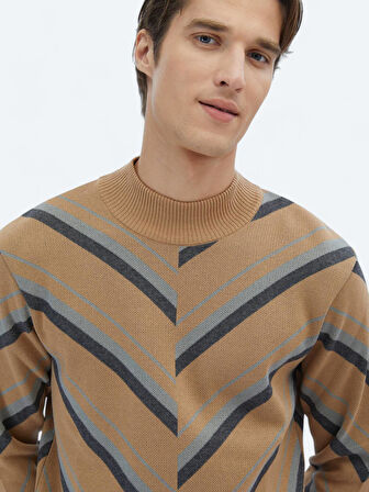 Deve Tüyü Yarım Balıkçı Yaka Desenli Pamuk Karışımlı Triko Kazak