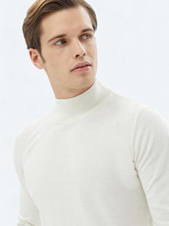 Ekru Yarım Balıkçı Yaka Düz Örgü Yün Karışımlı Triko Kazak