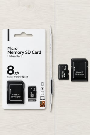 8GB Micro SD Hafıza Kartı Class 10 – SD Adaptörlü Hızlı Veri Aktarımı