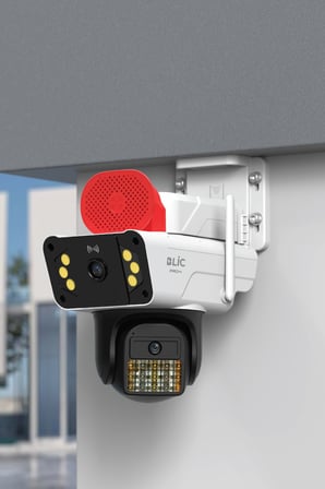 Blic PRO++ BLM-94 6 MP Çift Lensli Wi-Fi PTZ Dış Mekân IP Güvenlik Kamerası Beyaz, IP66, Sirenli ve Gece Görüşlü