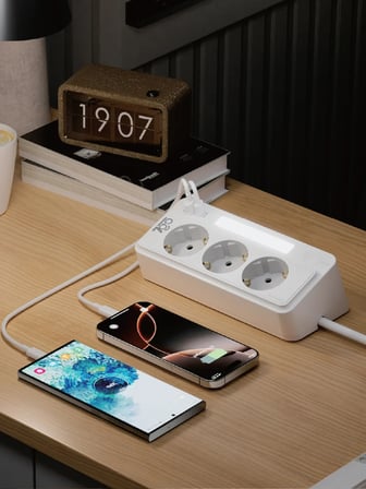 7GO 7GSP1 3680W 3'lü Priz Beyaz | Akım Korumalı | 20W PD Hızlı Şarj USB | 1.9m Kablolu Akıllı LED Gece Lambalı Çoklu Priz