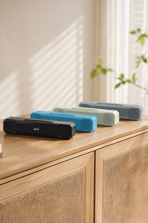 Blic BLS-85 Bluetooth 5.4 Masaüstü Soundbar Hoparlör Mavi, Telefon Standlı, 1500 mAh Şarjlı, USB ve TF Kart Destekli
