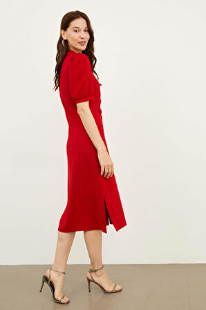 Kadın Midi Boy V Yakalı Önden Düğmeli Karpuz Kollu Örme Elbise