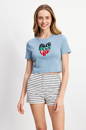 Kalp Desenli More Self Love Yazılı Açık Mavi Crop T-shirt