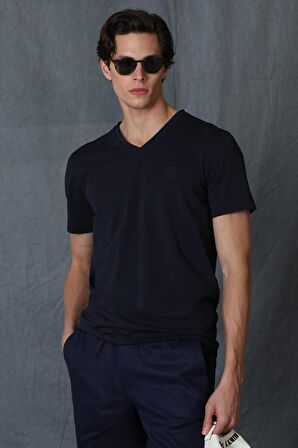 Tuna Modern Grafik T- Shirt Siyah