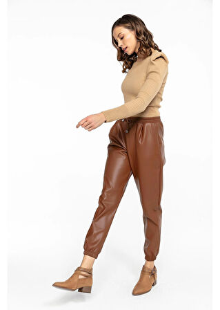 Pileli Lastikli Deri Pantolon