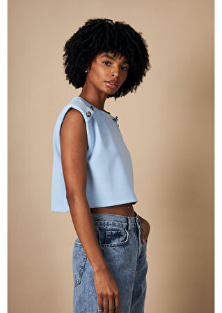 Düğmeli Sıfır Kol Modal Crop Bluz