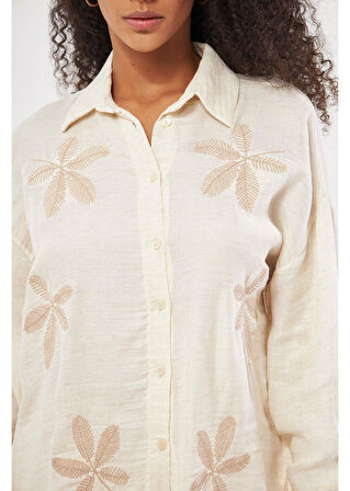 Yaprak Nakışlı Müslin Keten Görünümlü Gömlek 