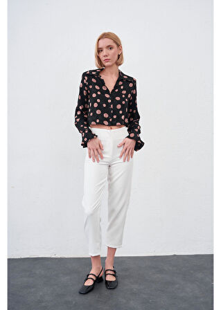 Kolları Volanlı Puantiyeli Saten Gömlek 