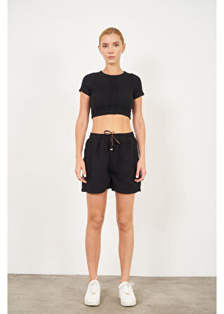 Basic Beli Lastikli Cep Detaylı Şort