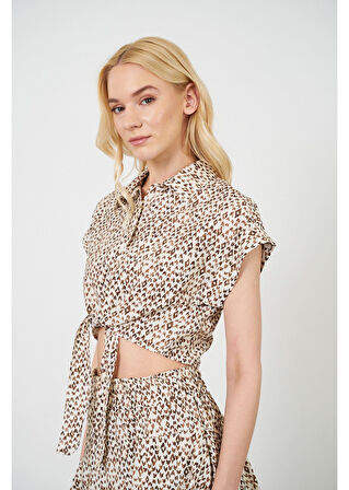 Önden Bağlamalı Çıtır Desen Kısa Gömlek 