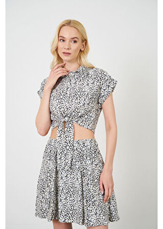 Önden Bağlamalı Çıtır Desen Kısa Gömlek 