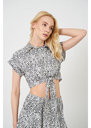 Önden Bağlamalı Çıtır Desen Kısa Gömlek 