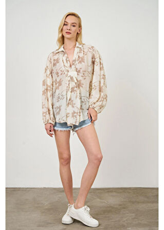 Kolları Büzgülü Yaprak Desen Gömlek 