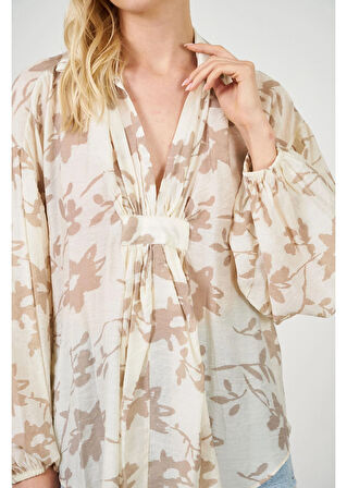 Kolları Büzgülü Yaprak Desen Gömlek 