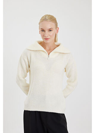 FERMUARLI TRİKO KAZAK