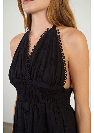 Beli Gipeli Askılı Brode Elbise