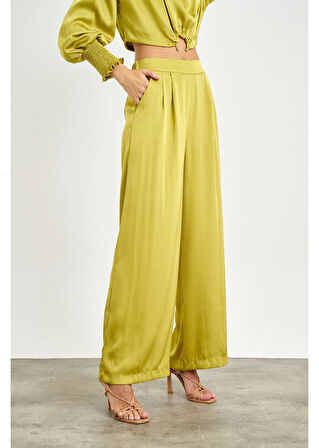 Pile Detaylı Saten Pantolon 