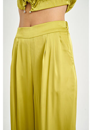 Pile Detaylı Saten Pantolon 