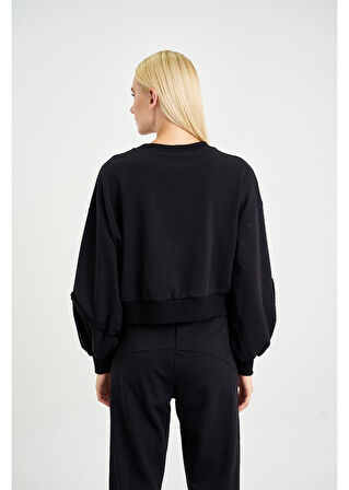 Örgü İşlemeli Üç İplik Sweatshirt