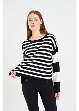 Önü Kısa Arkası Uzun Çizgili Kazak