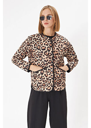 Leopar Desenli Kapitone Ceket 