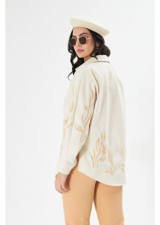 Nakışlı Yırtmaçlı Kaşe Gömlek 