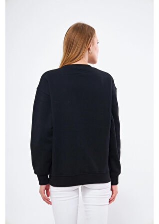 Cumhuriyet Koleksiyonu Atatürk Baskılı İmzalı Sweatshirt 