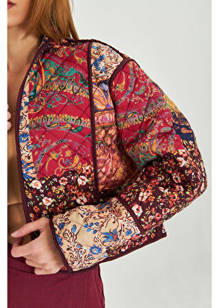 Çift Taraflı Desenli Kapitone Ceket 