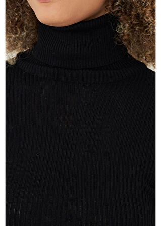 Fitilli Boğazlı Triko Kazak 