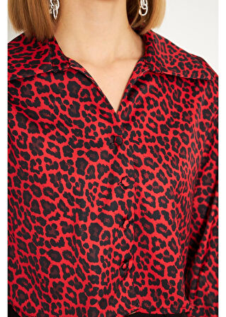 Kırmızı Leopar Desenli Kısa Saten Gömlek 