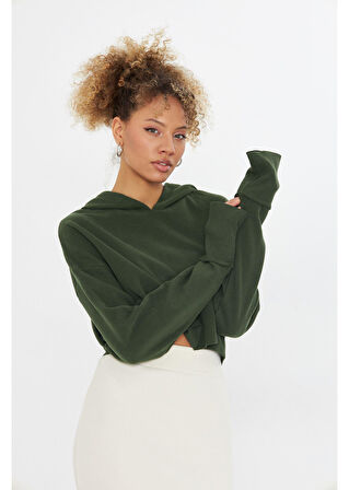 Uzun Kollu Kapüşonlu Sweatshirt 