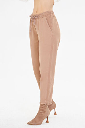 Paçası Püsküllü Pantolon 