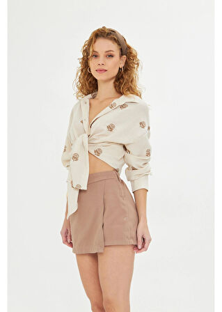 Çiçek Nakışlı Bambu Keten Görünümlü Gömlek 