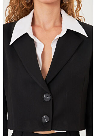 Gömlek Detaylı Garnili Kısa Ceket 