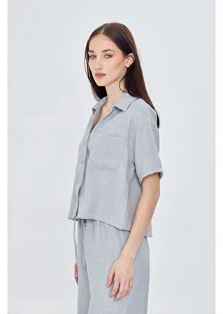 Önü Cepli Kısa Keten Görünümlü Gömlek 