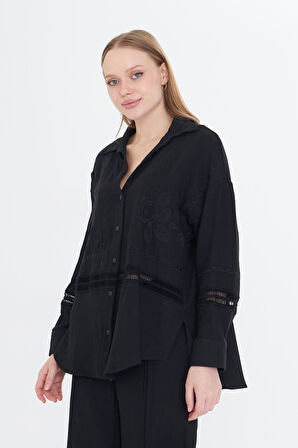 Çiçek Nakışlı Müslin Gömlek 