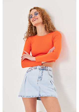 Basic Yaka Crop Kazak 