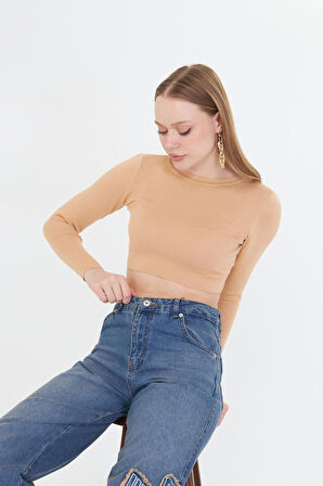 Basic Yaka Crop Kazak 